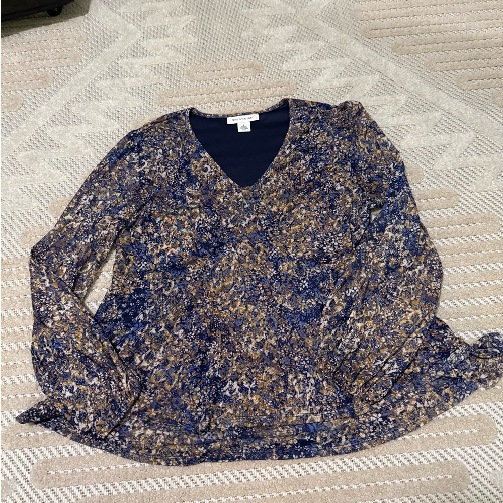 Navy and Brown Floral V-Neck Long-Sleeve Top